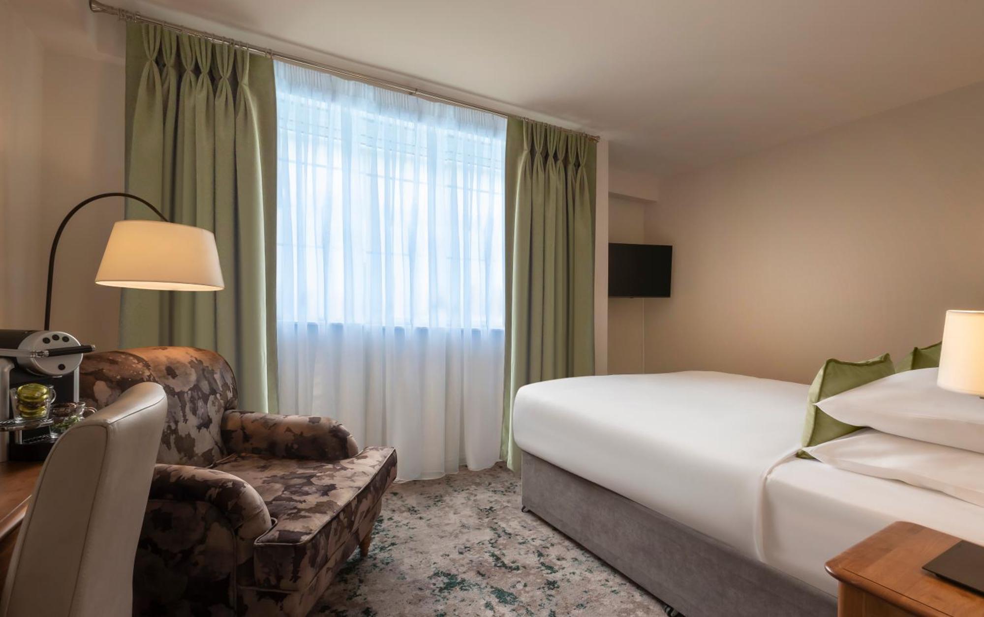 The House Hotel, An Ascend Hotel Collection Member غالواي المظهر الخارجي الصورة