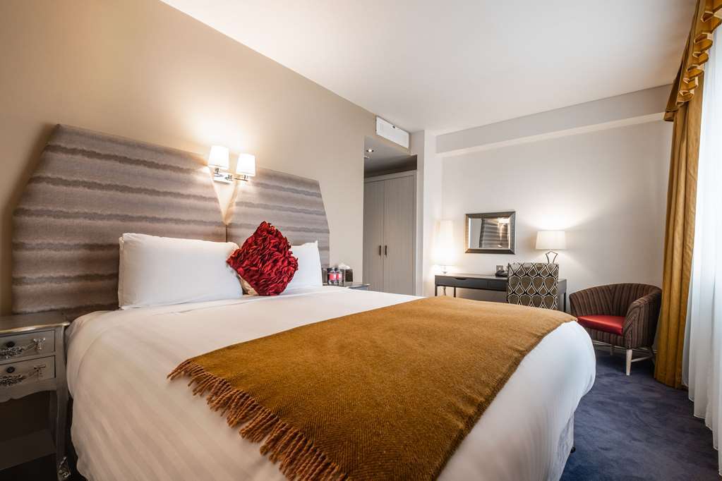 The House Hotel, An Ascend Hotel Collection Member غالواي الغرفة الصورة