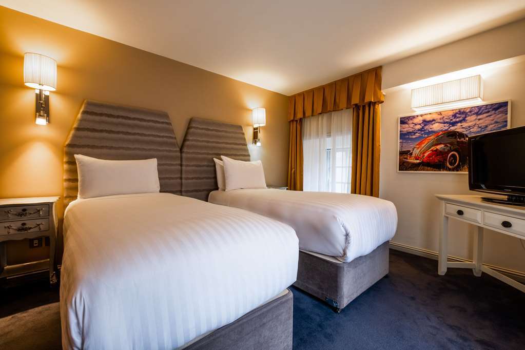 The House Hotel, An Ascend Hotel Collection Member غالواي الغرفة الصورة